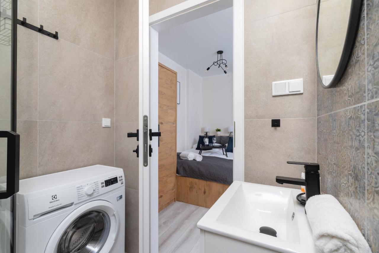 Cracow Rakowicka 14 By Renters Apartament