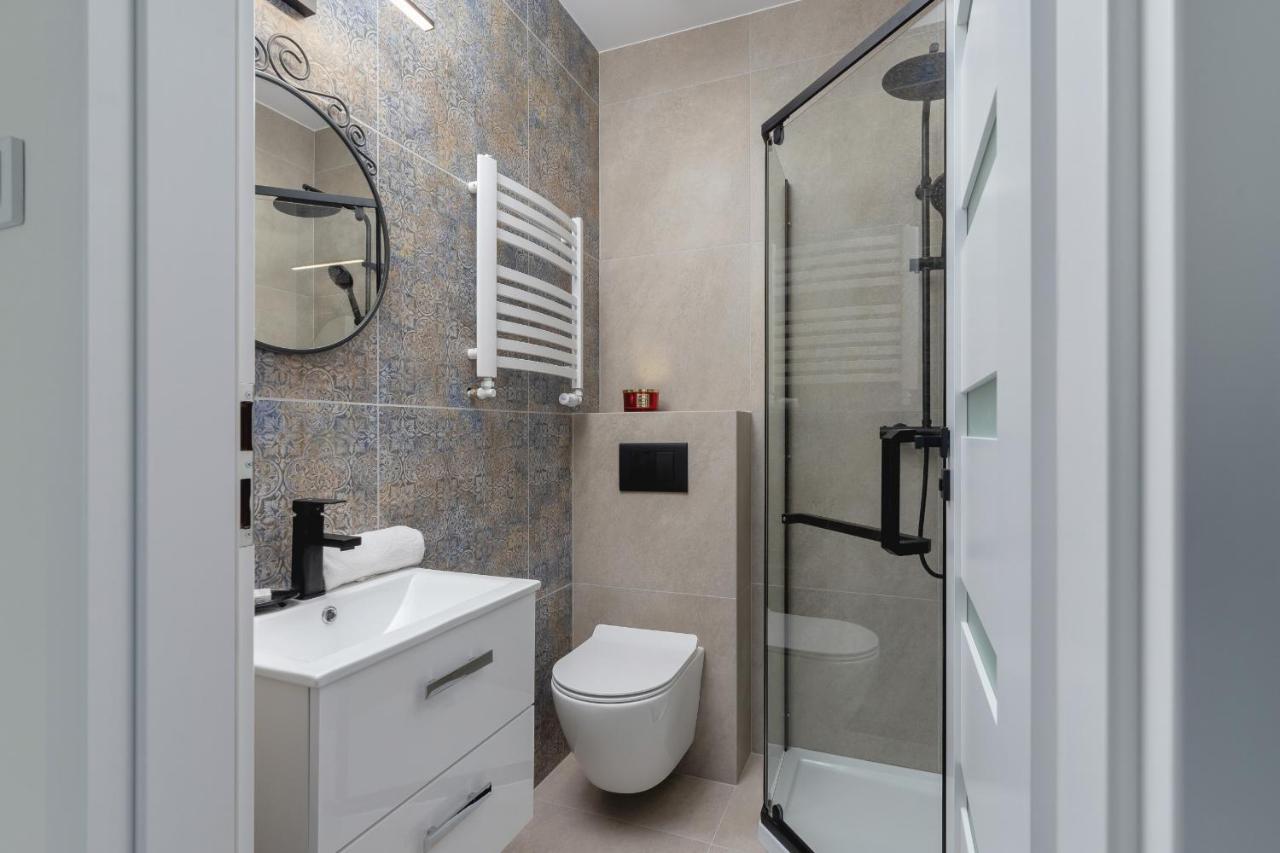 Cracow Rakowicka 14 By Renters Apartament